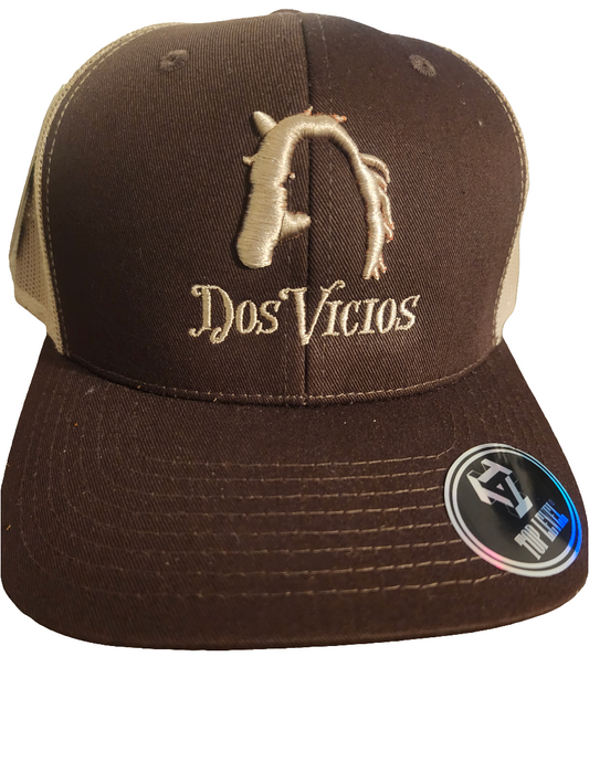 Dos Vicios Trucker Hat